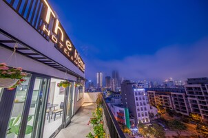 Apartamento Signature, 1 habitación, balcón, vistas a la ciudad | Vistas desde la habitación