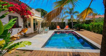 VILLA MONET with swimming pool