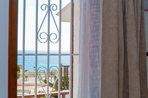 Interior - WHITE HOUSES (Miami Playa)