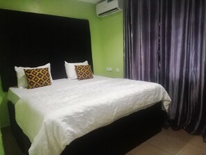 Classic Room - Ejomor Home Apartment (Abuja)