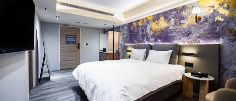 Elite Quadruple Room, 2 Double Beds | Individually furnished, free WiFi, bed sheets