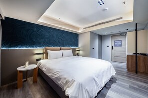 Individually furnished, free WiFi, bed sheets - modayhotel (Taichung)