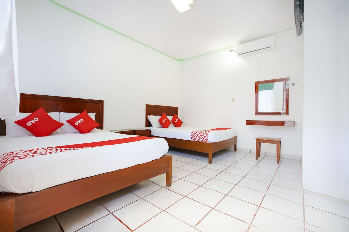 Standard Room, 2 Double Beds | Soundproofing, WiFi (free), bed sheets