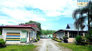 مدخل المنشأة