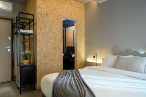 Double Room | In-room safe, soundproofing, free WiFi, bed sheets - Psiri Vibes (Athens)