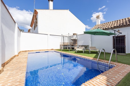 Pool. Villa 'Casa Jimena 8 Guests' with Mountain Views, Wi-Fi and Air Conditioning