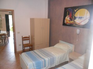 2 chambres, Wi-Fi gratuit, draps fournis