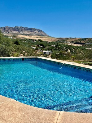 Pool - Holiday Home "El Llano de la Encina" with Mountain View, Private Pool & Wi-Fi (Antequera)