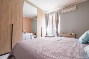 3 habitaciones, tabla de planchar con plancha y wifi gratis 