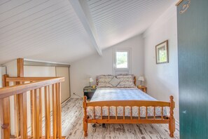 2 chambres, fer et planche à repasser