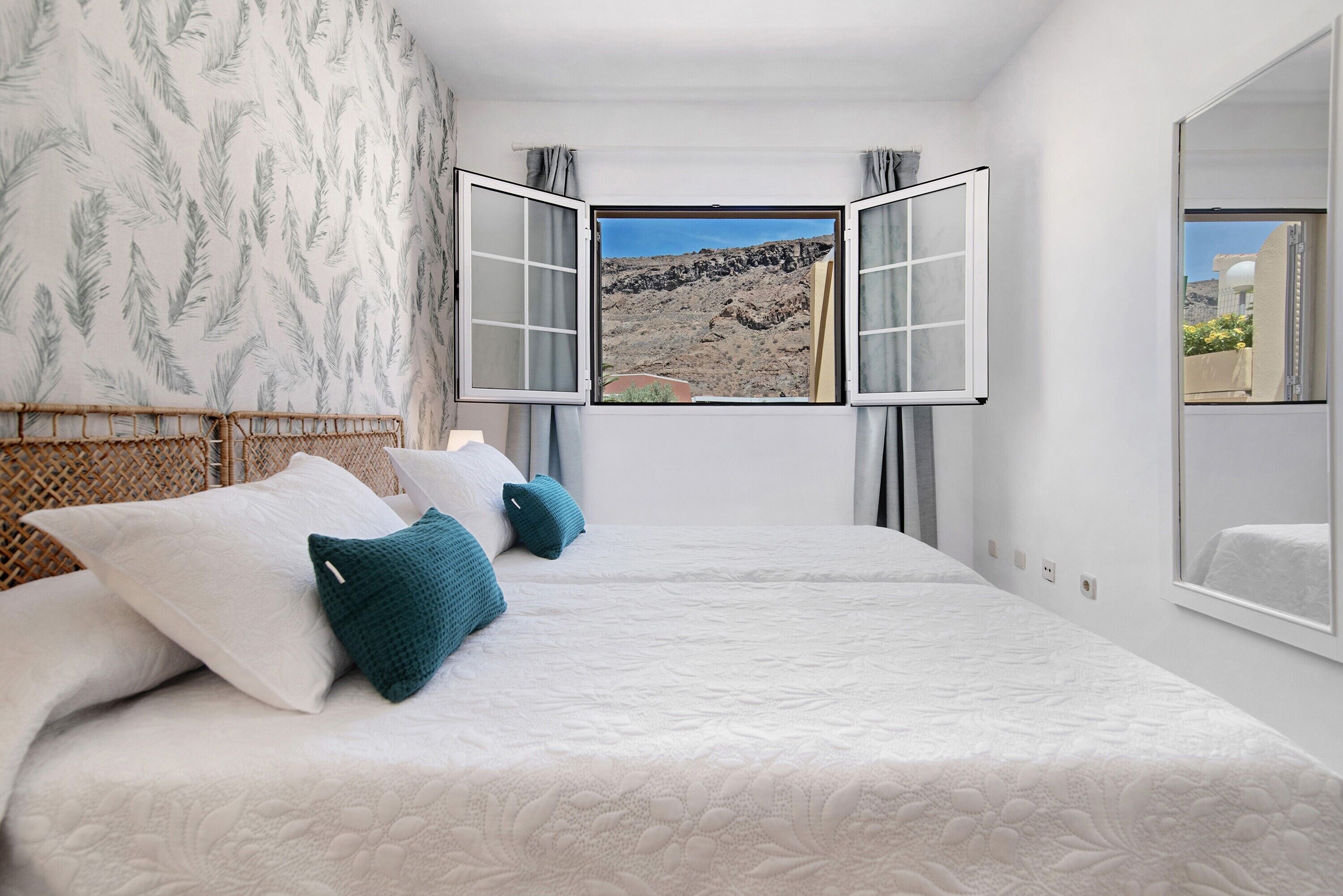 1 camera, ferro/asse da stiro, Wi-Fi gratuito, lenzuola