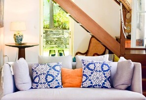 Télévision, chaîne hi-fi