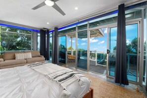 1 غرفة نوم ومكواة/لوح كي وسرير سفر وواي فاي