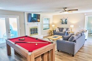 Smart TV, ping pong, books