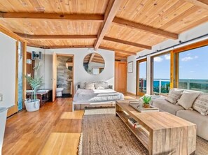 12 habitaciones, tabla de planchar con plancha, cuna de viaje y wifi 