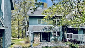 Unclassified image, 5 of 36, button - Ski in Ski out Condo! Pool access (Stratton)