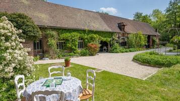 Restauration extérieure