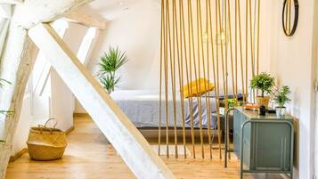 1 多间卧室、熨斗/熨衣板、WiFi、床单