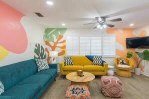 Smart-TV, videospill og kontorer