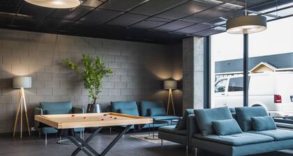 Eduard House by Larsen