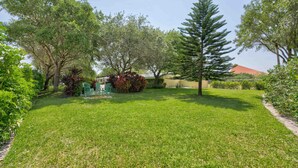 Property grounds - Hotel Room with 2 beds & Kitchenette - Room 6 (Tequesta)