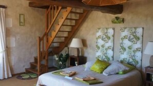 Room - Historic manor with private pool, near Chinon (Ligré)