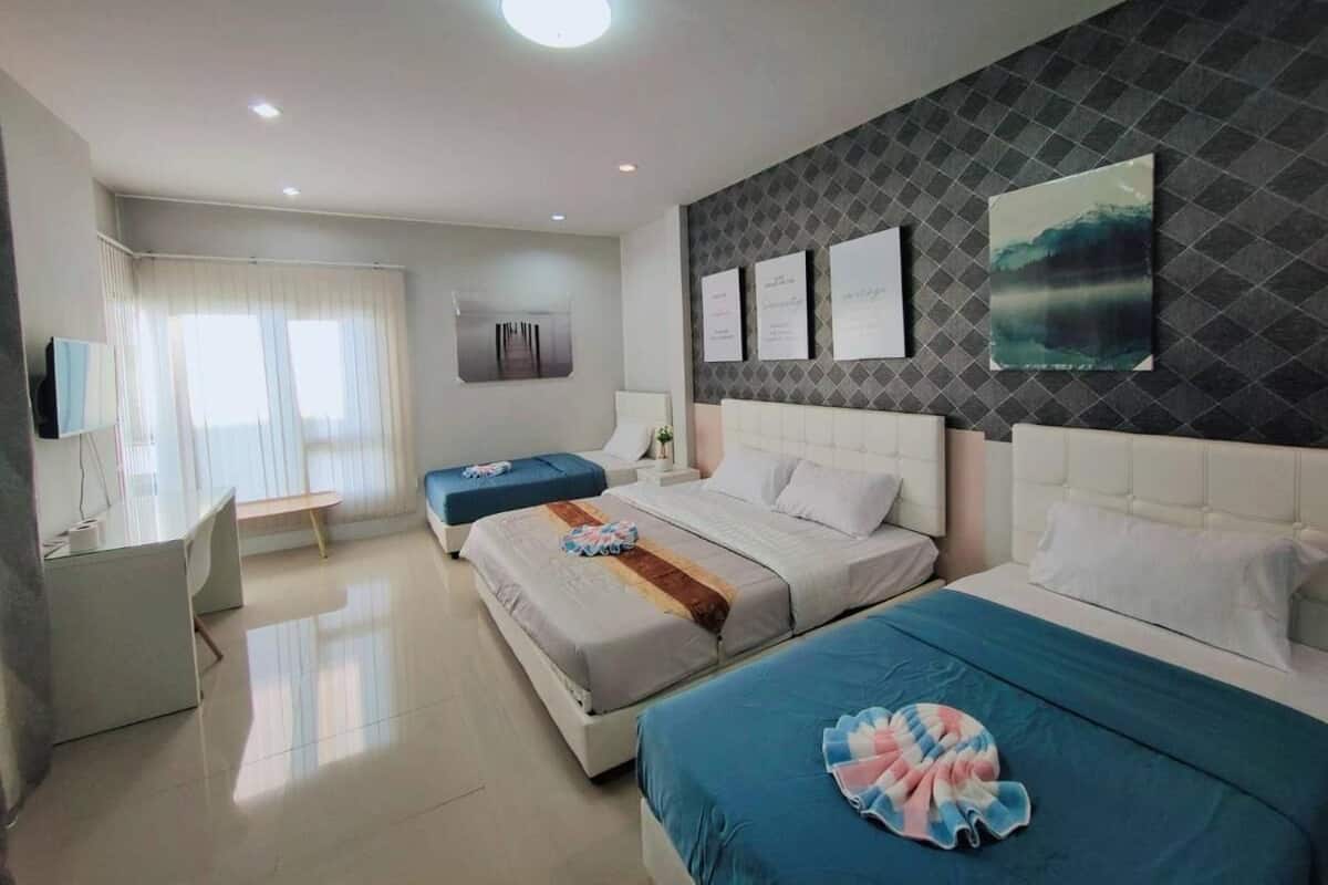 1 bedroom, free WiFi, bed sheets