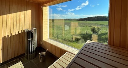 Luxury Spa Villa- Pool, Hottub, Sauna