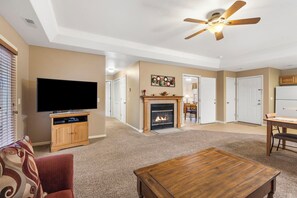 スマートテレビ、暖炉