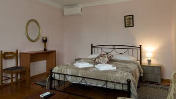 Family Villa | 2 bedrooms, free WiFi