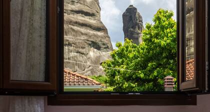 Fani's House Under Meteora
