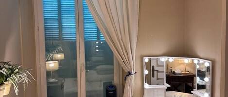 2 Schlafzimmer, Bügeleisen/Bügelbrett, Internetzugang, Bettwäsche