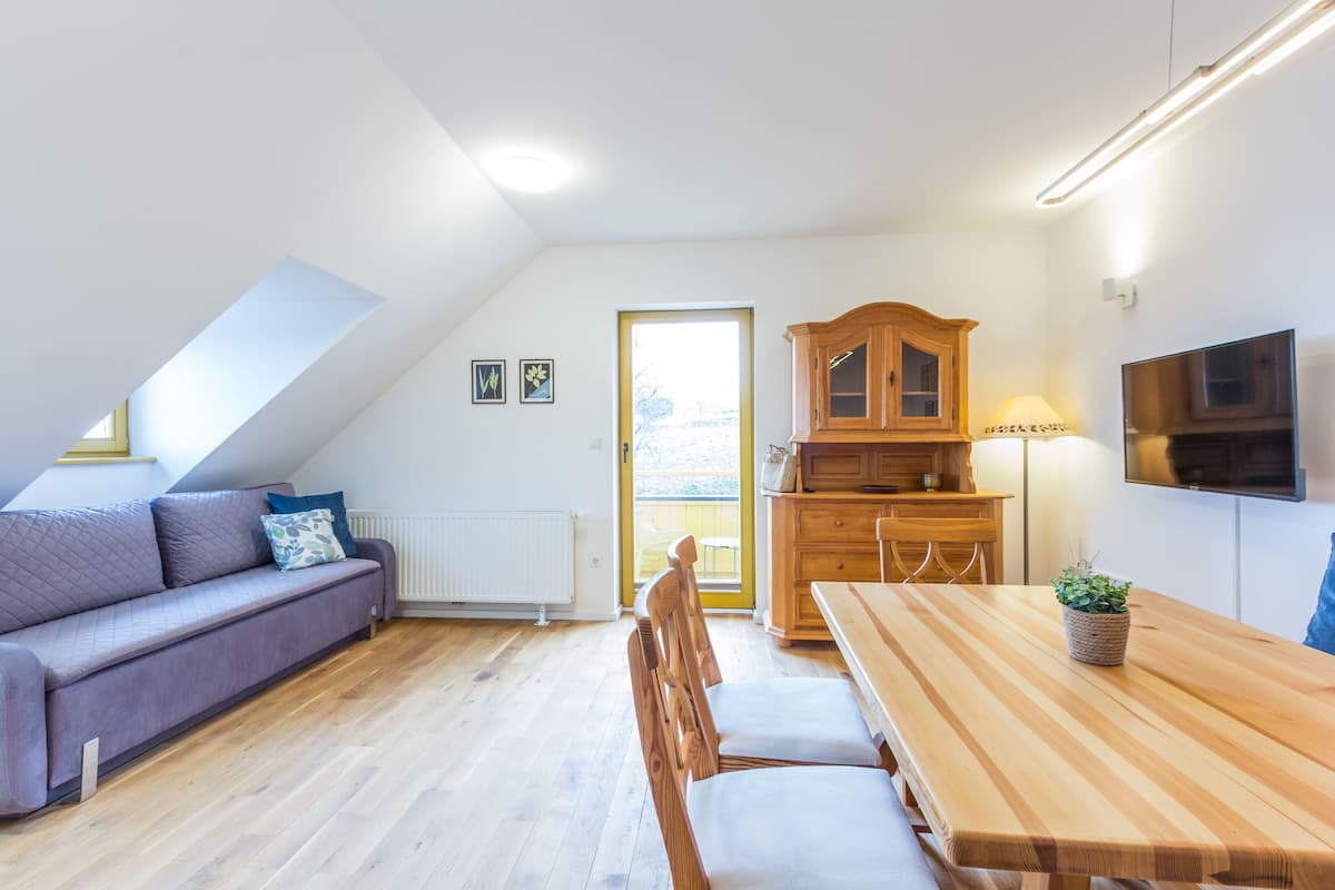 1 habitación, ropa de cama de alta calidad y escritorio