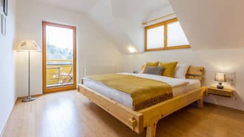 Departamento superior | 1 habitación, ropa de cama de alta calidad y escritorio