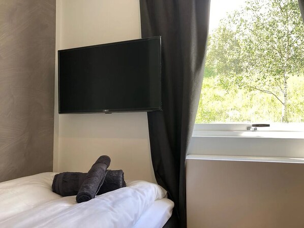 Uklassifisert bilde, 1 av 8, knapp