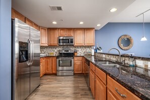 Microwave, dishwasher, cookware/dishes/utensils - Beautiful Bay Views from the Large Balcony on this Stunning Condo (Ocean City)