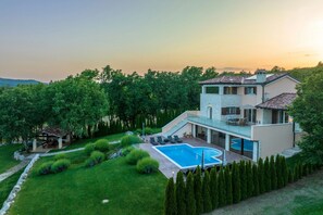 A heated pool - Casa Brazzana ZadarVillas (Buzet)