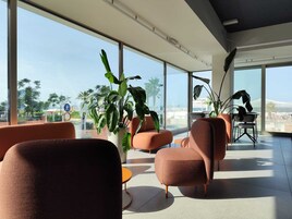Sala de estar en el lobby