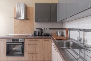 Apartment | 2 bedrooms, free WiFi, bed sheets