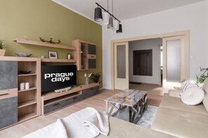 Apartment | 2 bedrooms, free WiFi, bed sheets