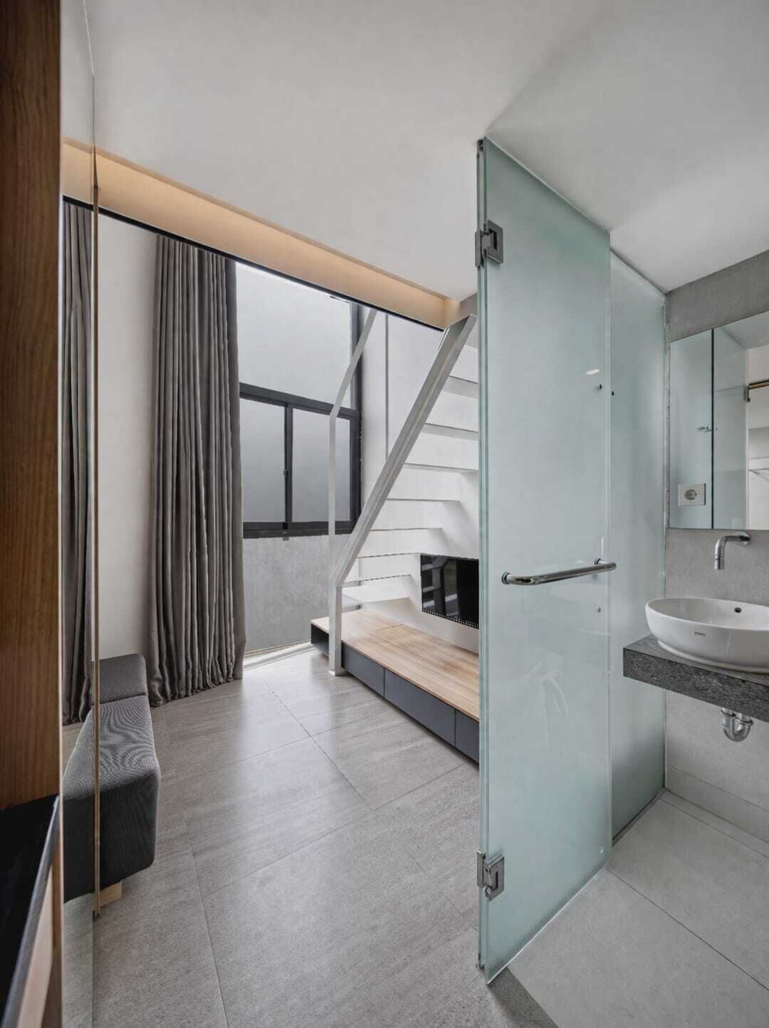 Basic Room, 1 Queen Bed | 1 bedroom, free WiFi, bed sheets