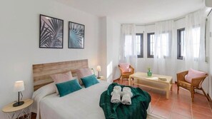 4 soverom, strykejern/-brett, wi-fi (inkludert) og sengetøy