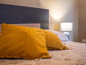 2 多间卧室、熨斗/熨衣板、免费 WiFi、床单