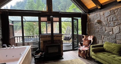 AYDER VANAK STONE SUITES