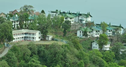 Cottage in Mussoorie with breathtaking view