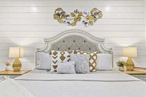 4 bedrooms, free WiFi, bed sheets - Game Room | Horseshoes | Kid’s Playset | Hot Tub (Broken Bow)