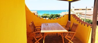 La Baia Apartments Sea View