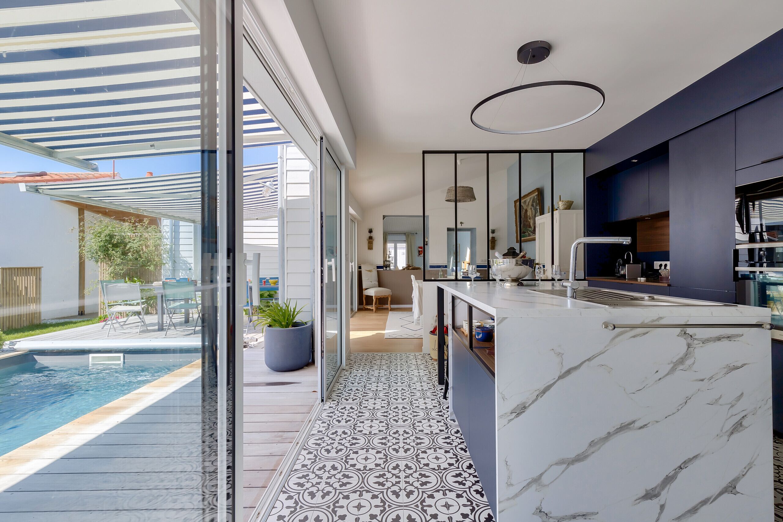 Kjøleskap, mikrobølgeovn, ovn og oppvaskmaskin