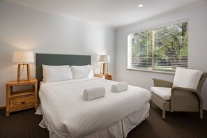 4 bedrooms, travel cot, free WiFi, bed sheets