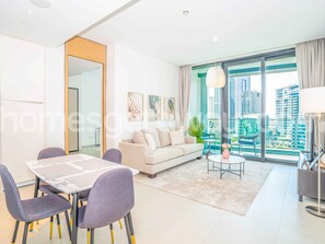 Leilighet – executive | Spiseområde på rommet